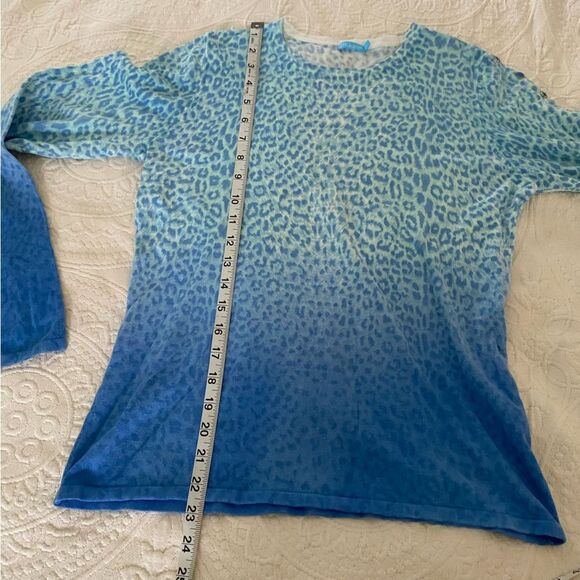 J. Mclaughlin size Medium Blue Ombre Cheetah Print Modal Spandex Blend Sweater - Picture 5 of 10